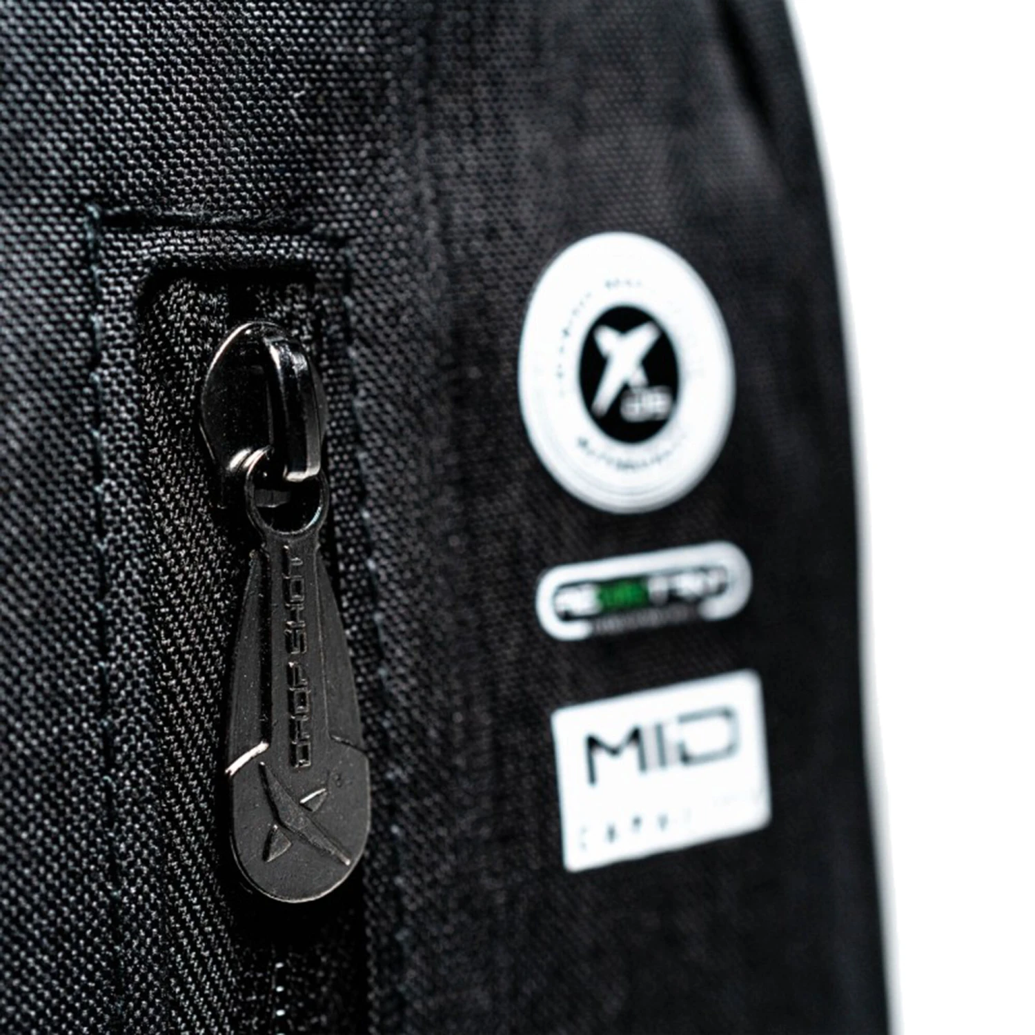 DROP SHOT ESSENTIAL 22 Backpack - Black, Red - Image 3