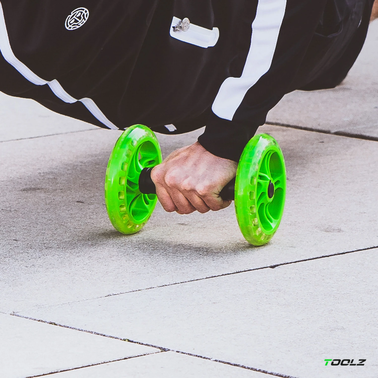 Exercise Wheel - Dual Training Device - Green, Black - Image 6